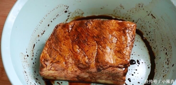  扣肉|扣肉别用油炸了，教你这个新做法，我家一周吃5次，大厨都夸我