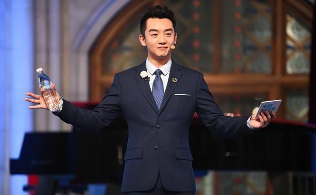  百期|跑起来，你能赢！郑凯获《跑男》百期全勤奖，发文惹人泪目！