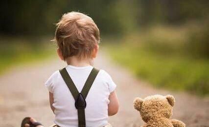  父亲|这3种爸爸，养出的孩子多半自卑又懦弱，长大很难出人头地