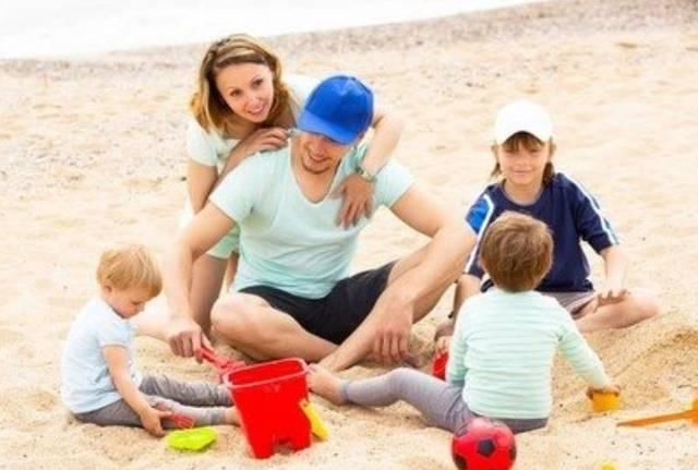  姐姐|目睹了爸爸殴打妈妈，家暴下的孩子，成长真的好辛苦