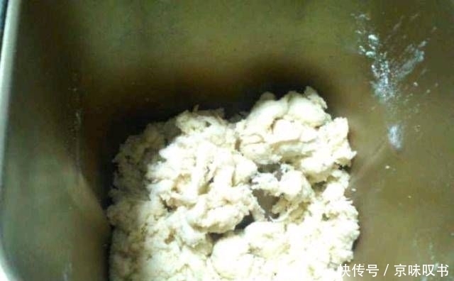  芝麻|一碗面粉，一把芝麻，教你做美味的油炸筷子，咸脆香！