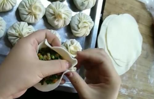  鲜嫩|入伏后，用这菜包包子，鲜嫩多汁，1斤1元，高铁高钙，多吃眼睛亮