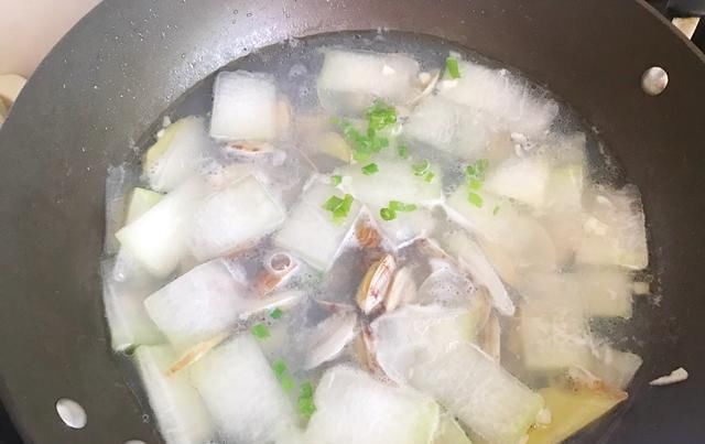  块钱|三伏天，宁可少吃猪肉，也要多喝此汤，清热解暑，才16块钱一斤