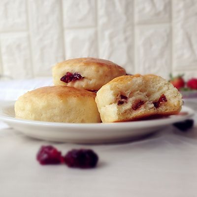 面包|蔓越莓淡奶油软面包