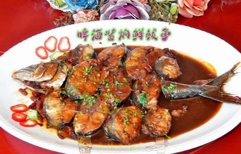 鲜嫩|做鲅鱼,建议不要加水炖,海边人都这样做,鱼肉鲜嫩无腥味,真香!