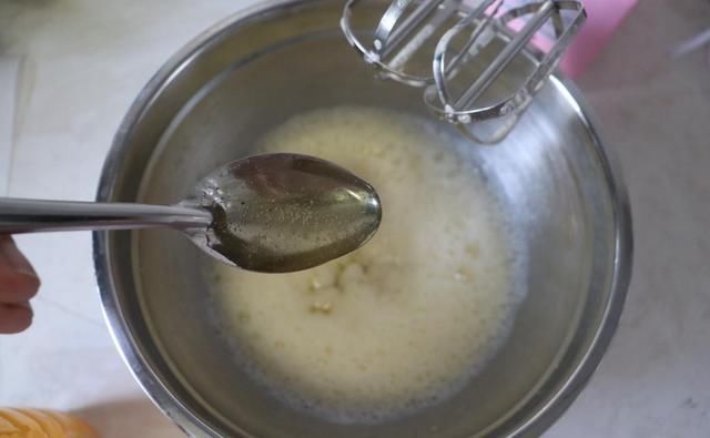 朴实|北方传统糕点“槽子糕”,用料朴实,香味浓郁,是儿时难忘的味道