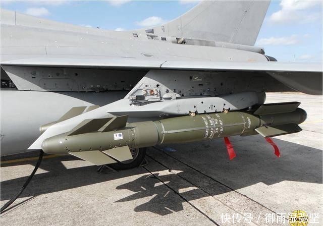 各型|临阵磨枪还瞧不上俄国货?印度订单砸向法国,给阵风配齐各型导弹