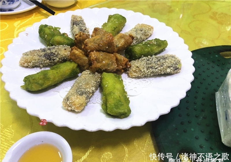 餐馆|家庭聚会不在家里做饭，餐馆点了8菜1汤，收费比预期便宜许多