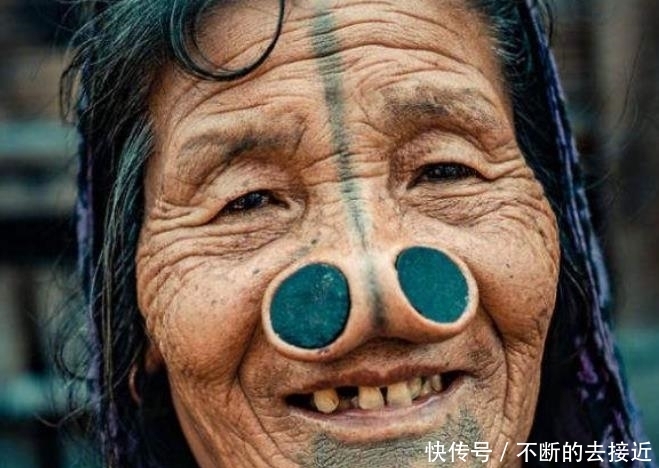 塔尼|天生丽质的阿帕塔尼族女人，早先为何要“扮丑”？原因很简单