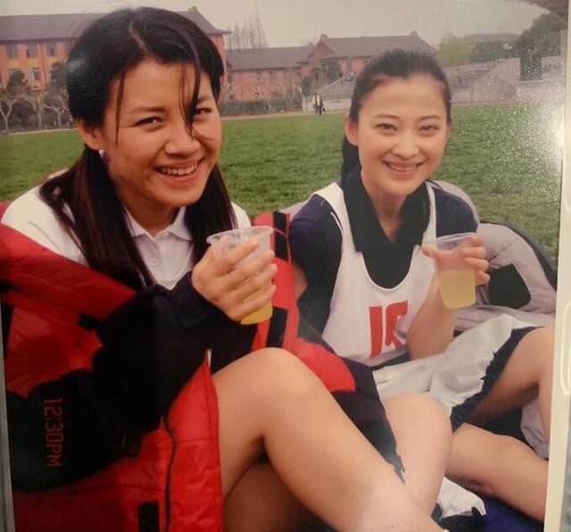 超越|杨超越有多甜,蓝盈莹就有多苦