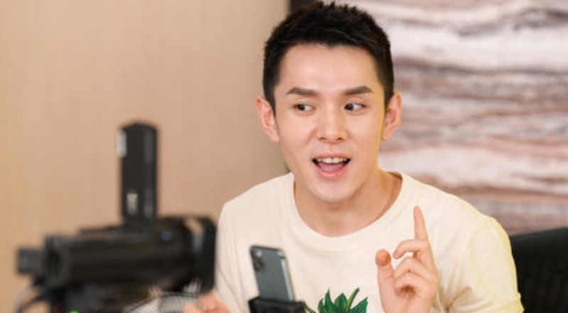 李佳琪|李佳琪拒绝《向往的生活》邀请,薇娅却难当大任,得知原因网友点赞