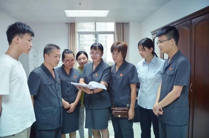 法院|法官看法官 | 奋斗正当时!以青春书写法院新篇章!