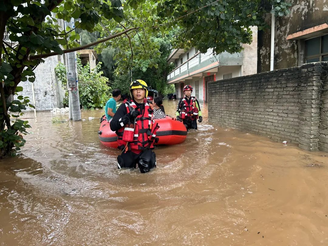 暴雨来袭，广西多地紧急救援！