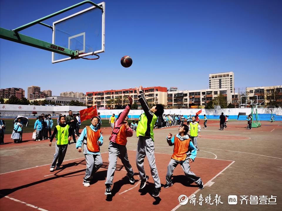 “燃青春风采，做阳光少年”枣庄十五中举办校园篮球联赛