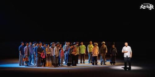 真实|聚齐谷智鑫、凯丽、何炅、万茜等大腕的剧，却没有一个明星光环