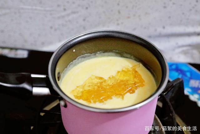 慕斯|最近这网红甜品火了,搅一搅,放入冰箱冷藏就能吃,高颜值又美味