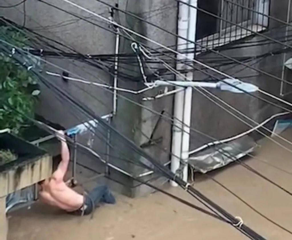  建始|恩施建始洪灾的急速24小时