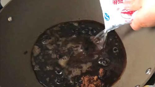  八蒜|腌腊八蒜，别用冷水和热水！很多人搞错了，难怪不香脆还长白毛！