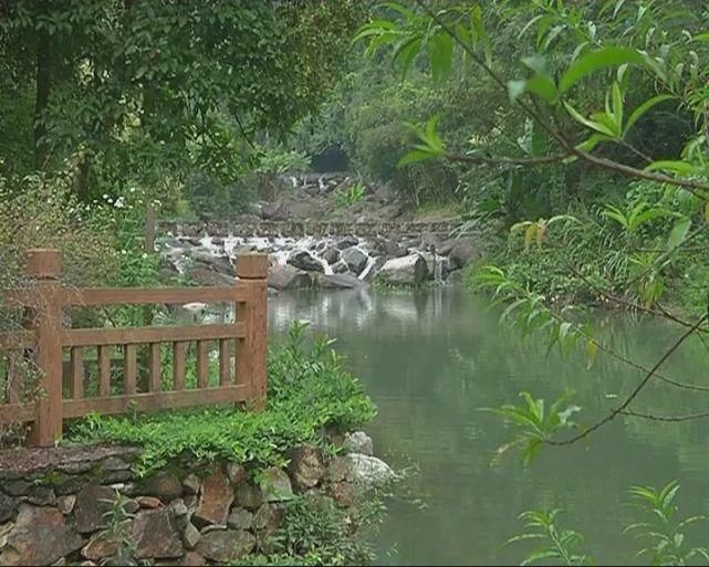  游客|“超长假期”外出，让“文明旅游”成为一道风景