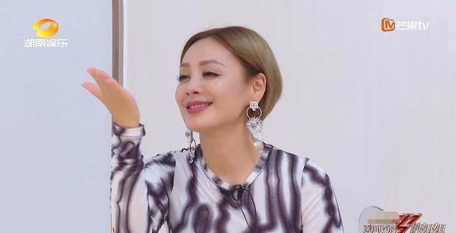  排挤|《浪姐》投票机制太鸡贼，万茜粉丝险被排挤，6位姐姐已叫停打投