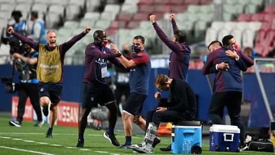 边路|莱万状态火热，格纳布里撑起边路，巴黎夺冠内马尔重回世界第三？