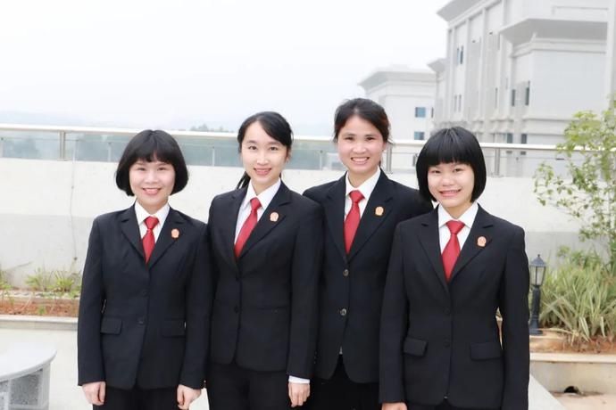 法院|法官看法官 | 奋斗正当时!以青春书写法院新篇章!