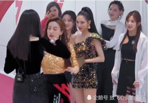  不顾|吴昕得知沈梦辰要被淘汰，不顾形象冲出门，一个动作暴露出两人关系