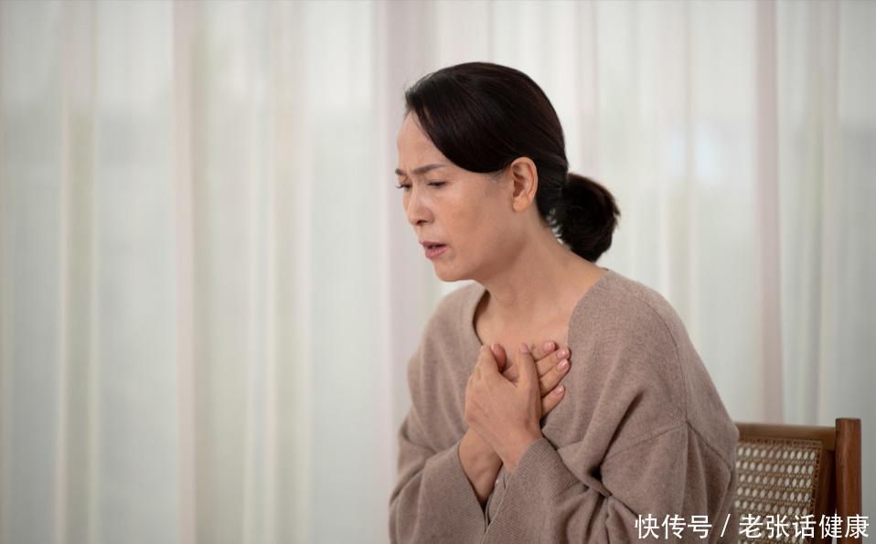 女人在绝经前都有哪些症状(女性绝经前，会有哪些征兆？绝经后，会面临“断崖式”衰老吗？)