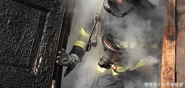  高级|没有水用尿来代替，湿毛巾在火场中很重要么？高级消防员：全错了
