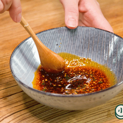 2克|快手酸汤小馄饨做的对,脆嫩满足又美味