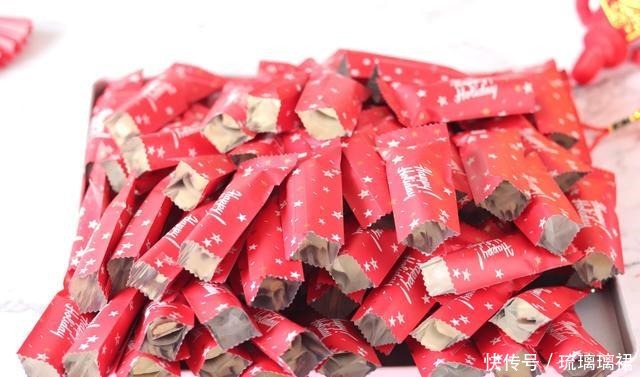 牛轧糖|自制年味糖果,料超足,吃腻了奶香牛轧糖,来试试这个口味吧