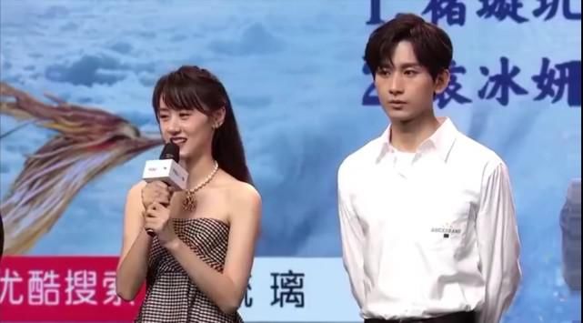  爱情|云歌会结束后，成毅掉粉七万，袁冰妍涨粉六万，这就是“初遇夫妇”？