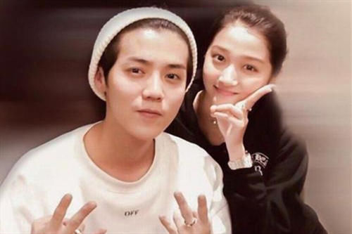  鹿晗|叫鹿晗太生疏，叫“老公”太腻歪，听到关晓彤的称呼：长见识了！