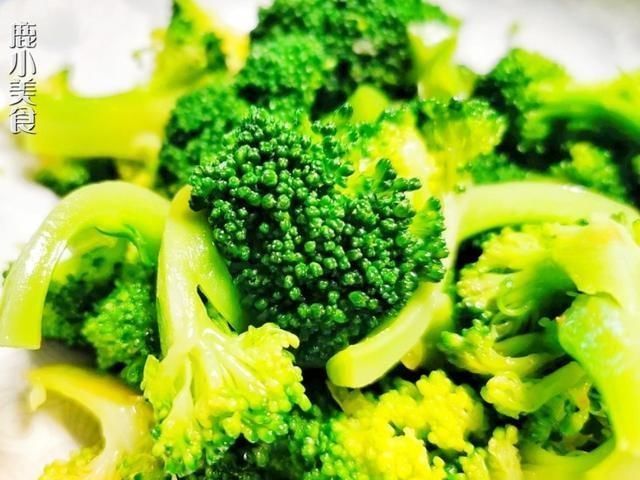 更改|这5类食物做菜前建议先焯水很多人忽略了,别等病从口入再更改