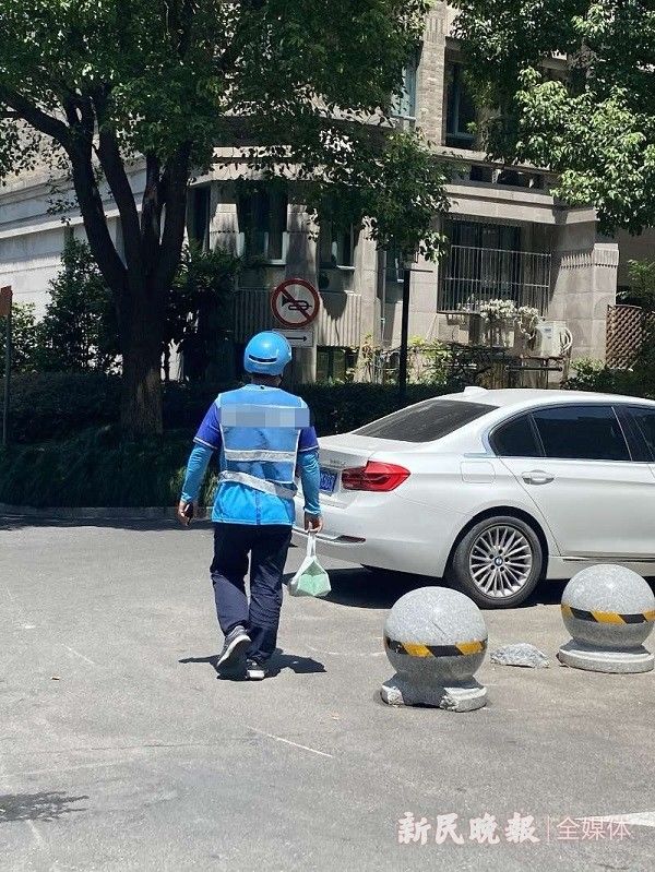  扣钱|为安全一些小区不准外卖车进入，外卖小哥狂奔依然超时被平台扣钱