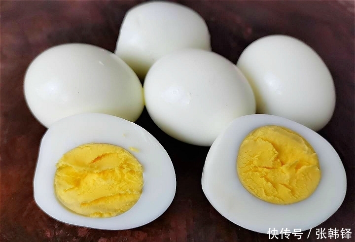 牢记|每天早上吃一个煮鸡蛋,但要注意“2个不”,为了健康,要牢记!