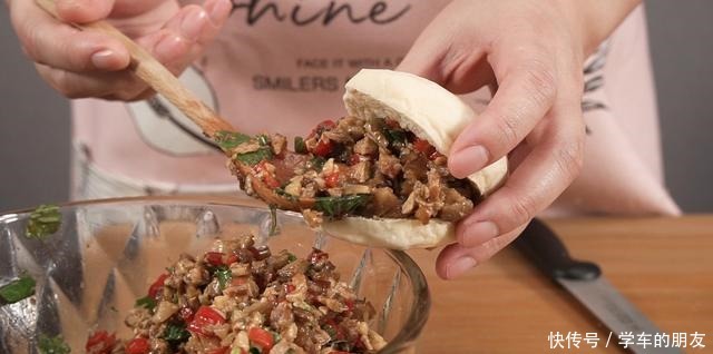 理想|肉多到掉出来,这样豪华的卤肉才称得上我心中理想的肉夹馍