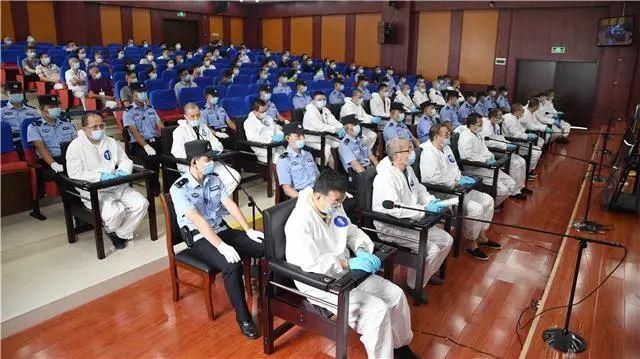  限公司|暴力敛财七千多万！公安县一黑社会性质组织案开庭