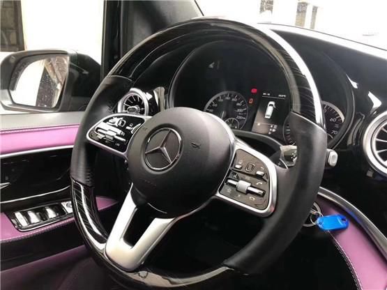  着更多|这款奔驰威霆商务车，整容过后简直完美