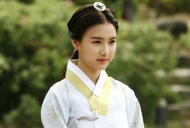  眼中|外国人眼中最美韩星：宋慧乔第6，孙艺珍未进前10，朴信惠登顶