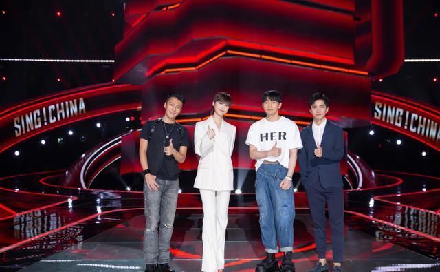  中国|《中国好声音》彻底没落，导师咖位越来越低，李宇春为何难堪重任