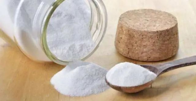  地方|小苏打在家里多备一点，很多地方能用上，洗瓜果蔬菜更干净了