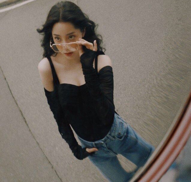  发福|欧阳娜娜生图曝光，身材发福、严重走样、不靠p图简直“不忍直视”