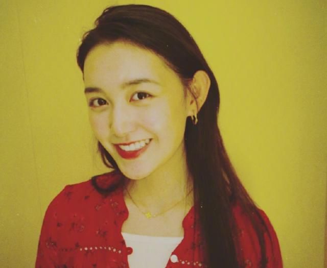  依依|《跑男》最新看点！蒋依依原来这么美，照片无需精修太让人羡慕了