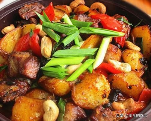  排骨|豉香土豆小排，辣子鱼嘴焗鸡，木耳炒青椒，香菜炒牛肉的做法