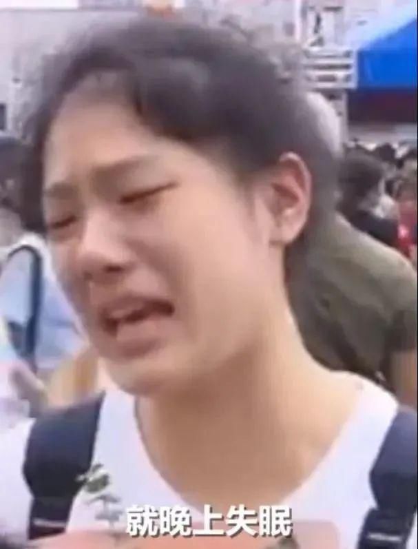  坍塌|百色一在建工地突然坍塌，致3人死亡，搜救画面曝光 | 下午来关注