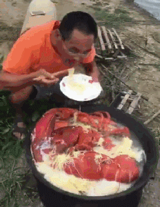 王者|搞笑GIF趣图:她曾经是个王者,后来