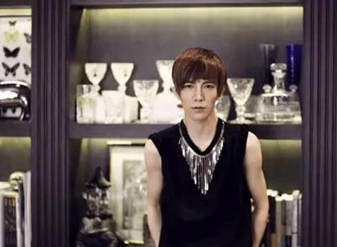 强大|郭敬明:虚伪的强大