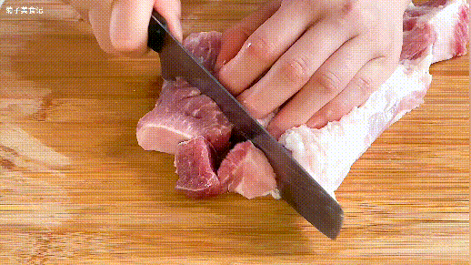  特色菜|这道特色菜九层塔炒肉末，简单易做，口感香辣，开胃下饭适合夏天