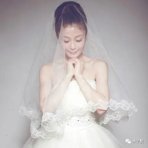  易立竞|韩红跟郝蕾要二宝，每个丈夫都愧对妻子，每个孩子和妈都是生死之交